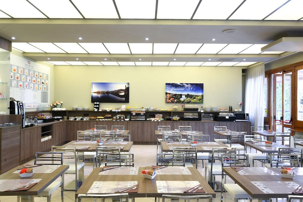 Best Quality Hotel La Darsena Μονκαλιέρι Εξωτερικό φωτογραφία