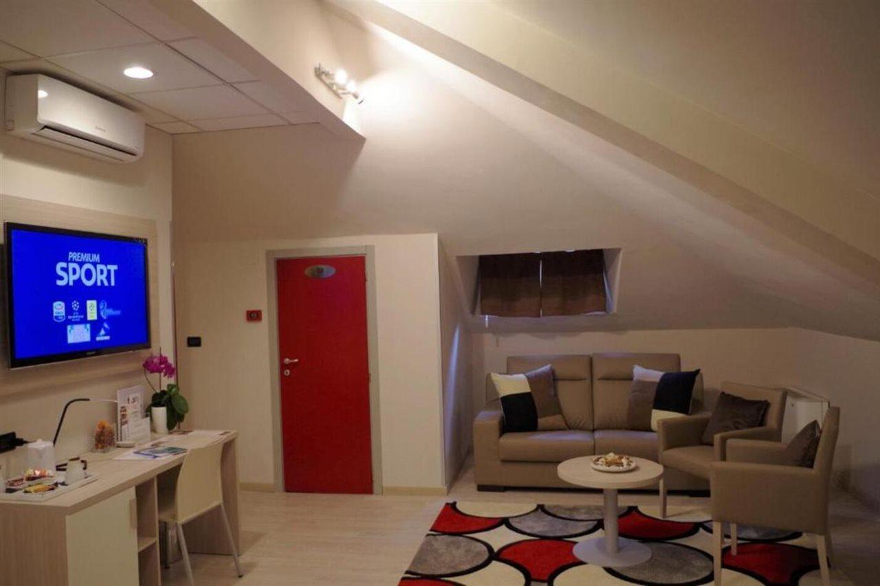 Best Quality Hotel La Darsena Μονκαλιέρι Εξωτερικό φωτογραφία